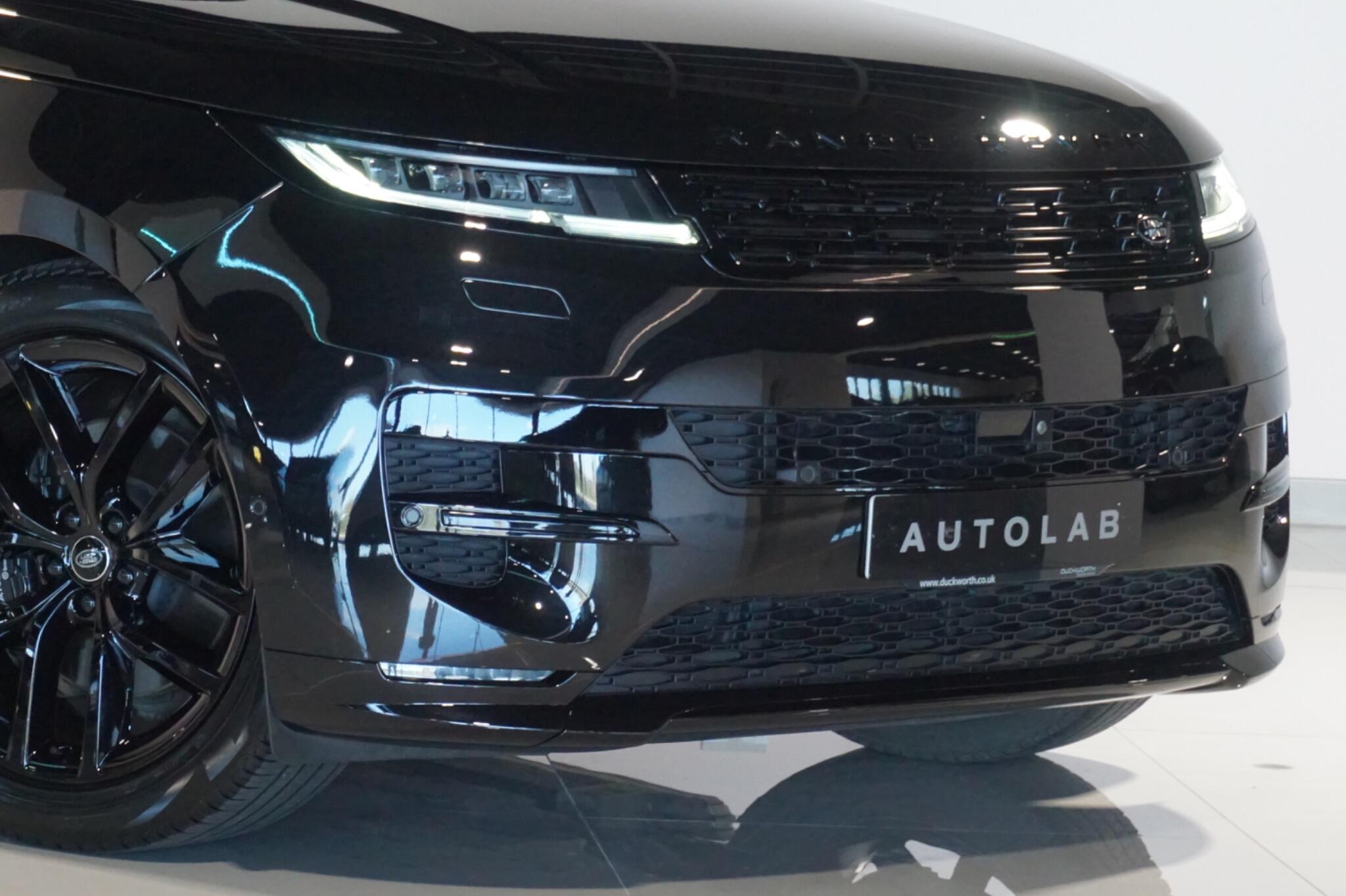 Land Rover Range Rover Sport 3.0 D300 MHEV Dynamic SE SUV 5dr Diesel Auto 4WD Euro 6 (s/s) (300 ps)